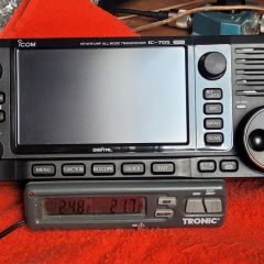 ICOM 705