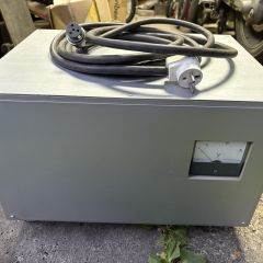 Duży transformator 100V 20A