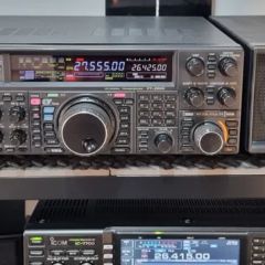 Yaesu FT-2000D 200W Transceiver SP-2000