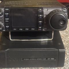 Icom 7000+ Icom AT-180