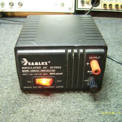 zasilacz  13.5V -2,5-3,5A