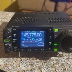 Icom 7000