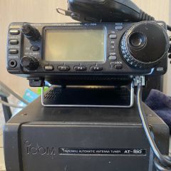 ICOM 706 plus automatyczna skrzynka antenowa AT-180