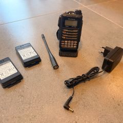 Yaesu FT-70D