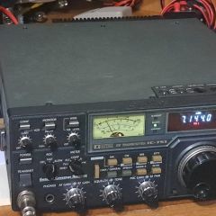 ICOM IC-751 plus SM-6