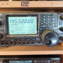 ICOM  746 PRO