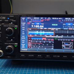 Icom 7610 + Icom SM-50