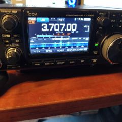 ICOM IC-7300 + głośnik