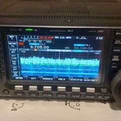 Icom IC-7600 KF/6m 100W all mode
