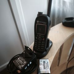Radiotelefon Motorola MTH800 Tetra HAM UHF ręczniak dodatki
