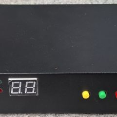 Mikroprocesorowy sterownik przełącznika anten