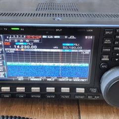 Icom IC-7600 KF/6m 100W all mode
