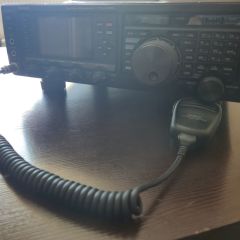 Yaesu FTDX-1200 + Zasilacz