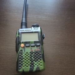 Baofeng UV-5RHT +  Baofeng UV-3R