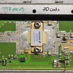 Wzmacniacz 860-960 MHz
