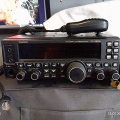 Yaesu FT450D