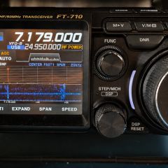 YAESU FT-710