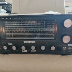 Lafayette MODEL HE-30 – klasyczny odbiornik krótkofalowy AM/SSB/CW (Made in Japan, Trio - Kenwood 9R-59)