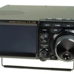 Yaesu FT-710