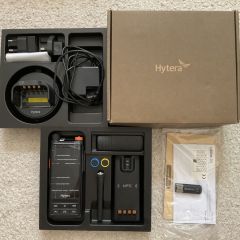 Radiotelefon Hytera PDC680 UpB1 DMR/LTE (UHF 400-470 MHz) – Nowy Zestaw + Kabel USB + Soft