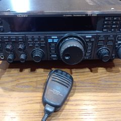 YAESU FT-950