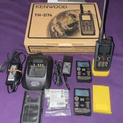Kenwood TH-d74