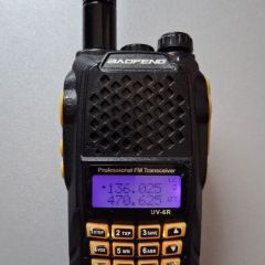 Baofeng UV-6R komplet plus dodatki