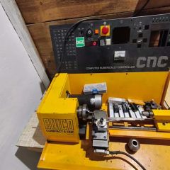 Mała tokarka CNC na Kierunek KF