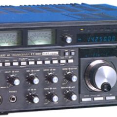 Yaesu FT 980 Cat + MD 1 + Głosnik