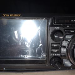 Yaesu Ftdx-10 używany sporadycznie.