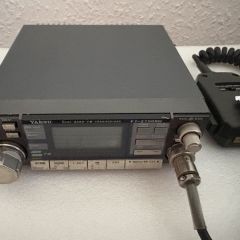YAESU FT-2700RH