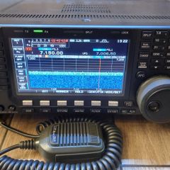 Icom IC-7600 KF/6m 100W all mode, ATU