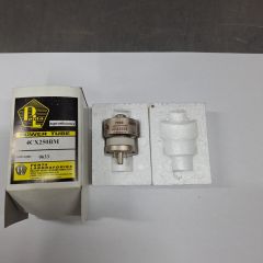 Lampa 4CX250BM
