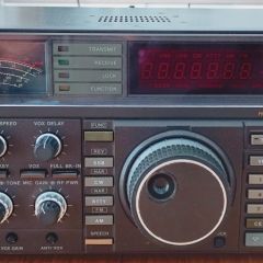 Icom IC-761 HF transceiver CW, SSB, AM, FM, RTTY, 100WATT z ATU + Filtry CW