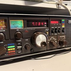 YAESU FRG 7000