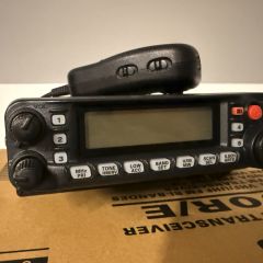YAESU FT-7900 2m/70cm