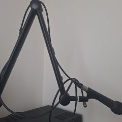 Mikrofon XM8500 behringer + statyw MOZOS