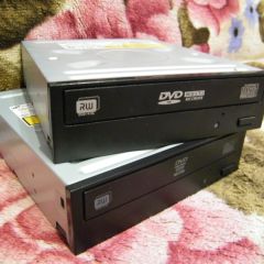 Nagrywarki CD/DVD 5,25"