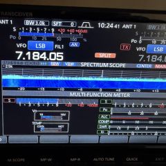 Icom IC-7610 – Stan idealny, polska dystrybucja (inRadio) + Nowy panel