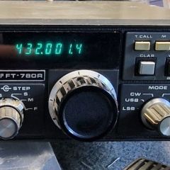 YAESU FT-780R (70cm)