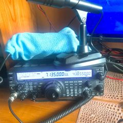 Yaesu FT-847 +Yaesu M-70