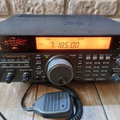 Icom IC-732 KF 100W, all mode, ATU