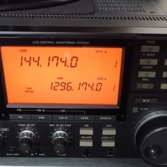 ICOM IC-970  2m/70cm/23cm-CTCSS